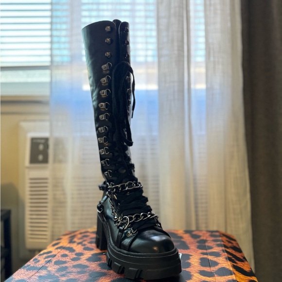 Akira Black Lace Up Combat Boots with Chain Detail - Picture 3 of 7